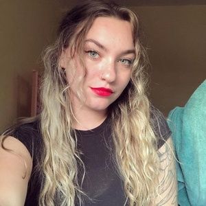 Meet your Posher, Jena